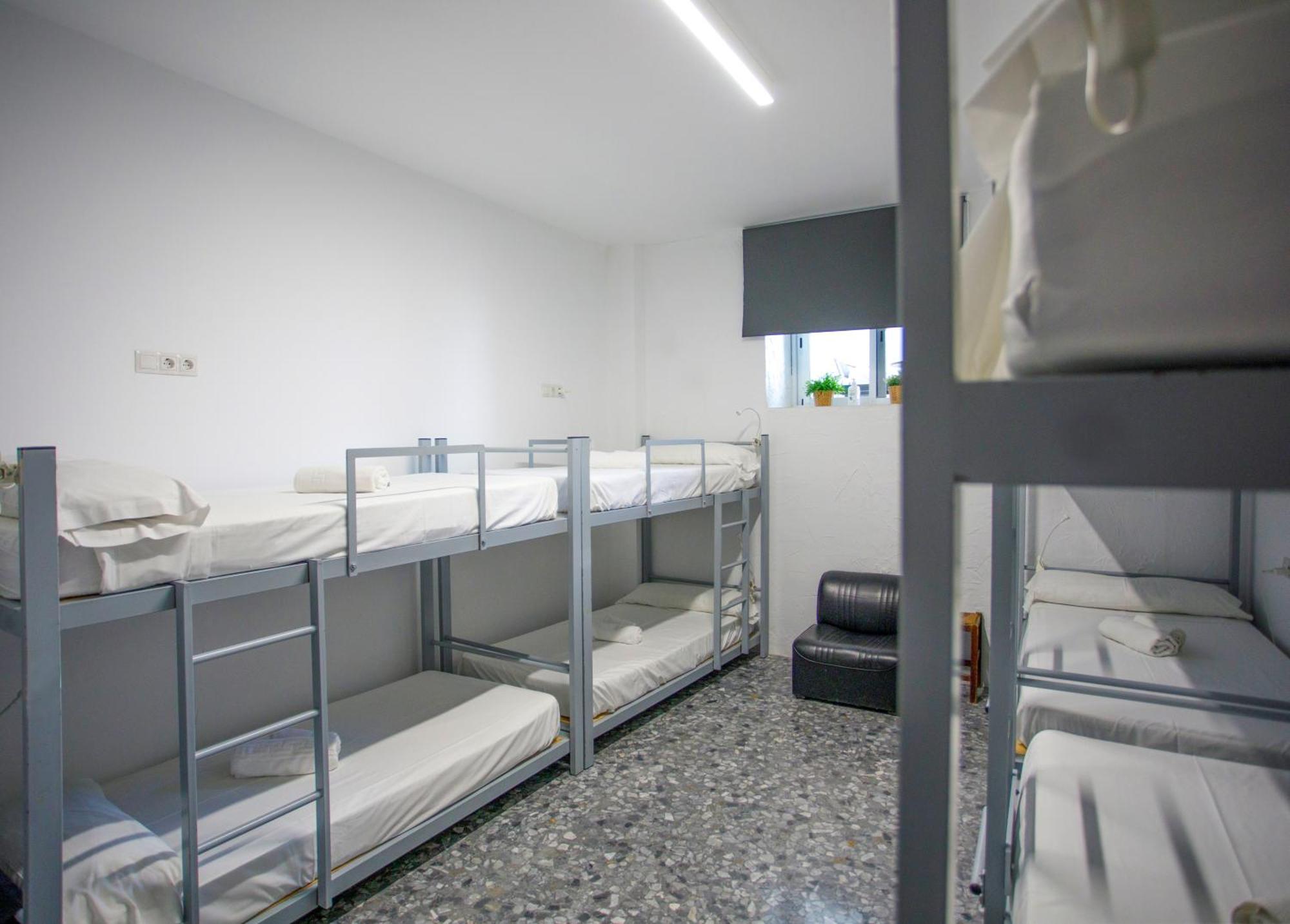 Italica Hostel Santiponce Ngoại thất bức ảnh